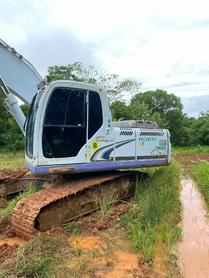 Buy Kobelco SK200-2 Used Excavator / 3 Buy Kobelco SK200-2 Used Excavator / 3