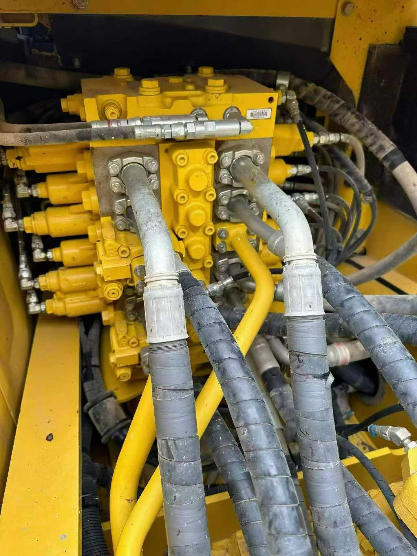 Compre Excavadora Komatsu PC200-10 Usada / 7