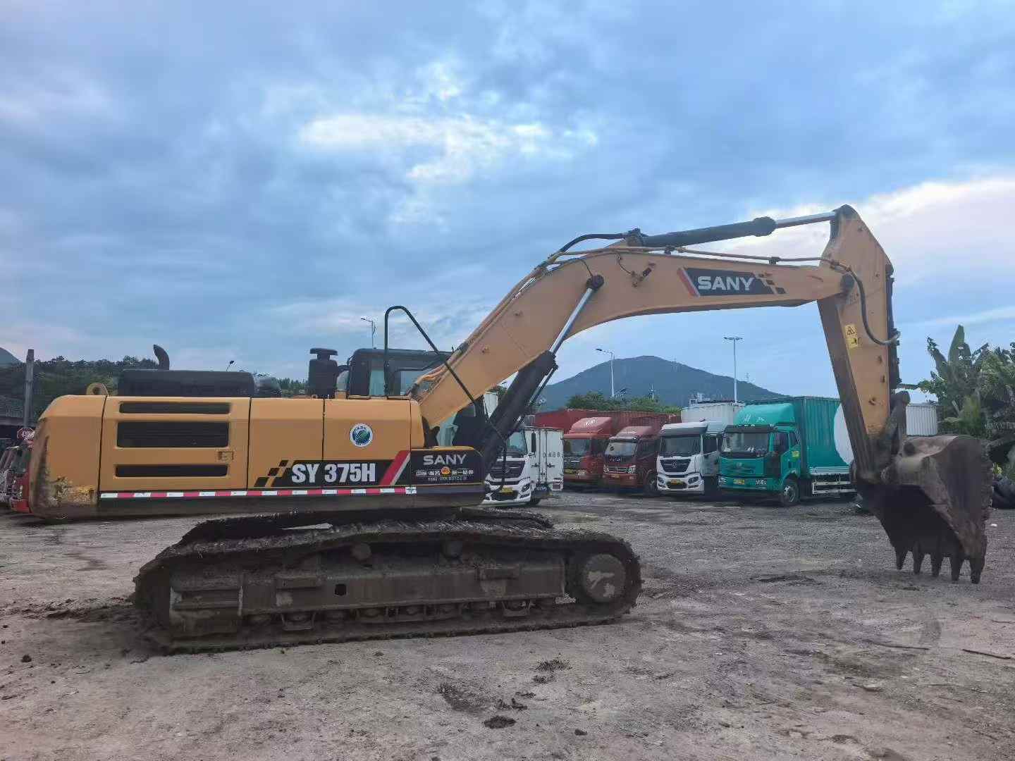 Buy Sany SY375H Used Excavator / 1