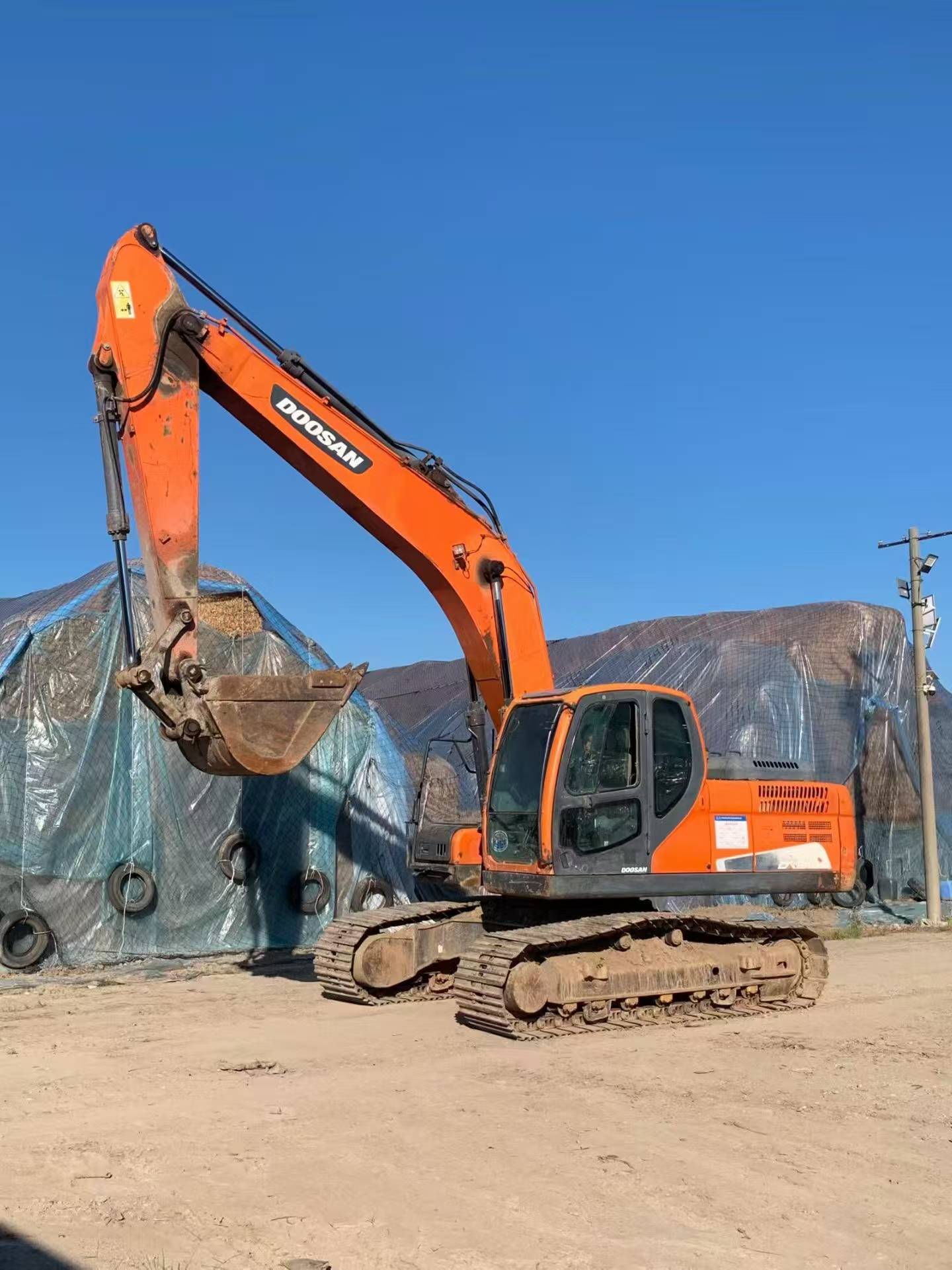 Acheter Pelle Doosan DX215-9C d'occasion / 3 Acheter Pelle Doosan DX215-9C d'occasion / 3
