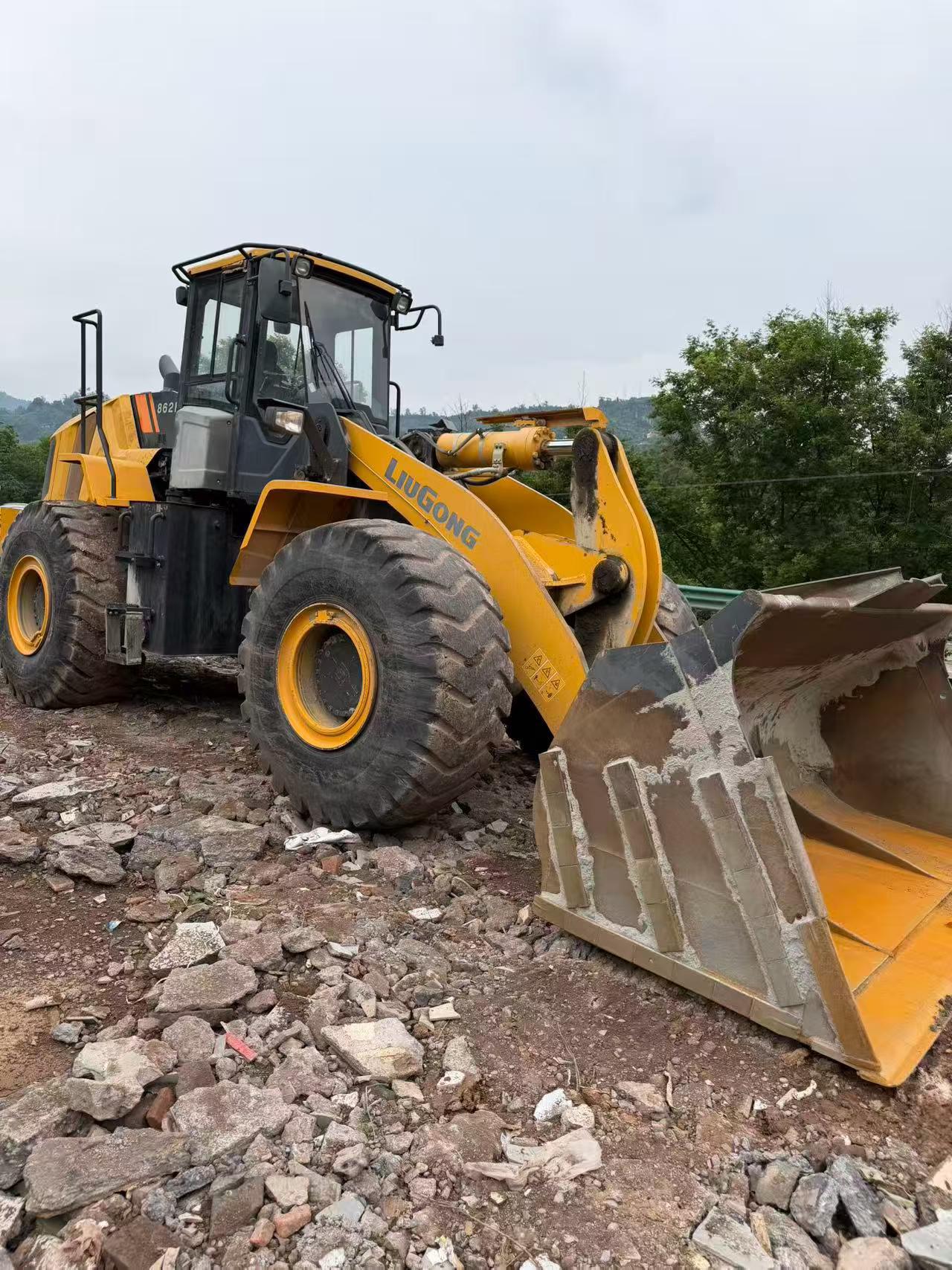 Buy LiuGong CLG862 Used Loader