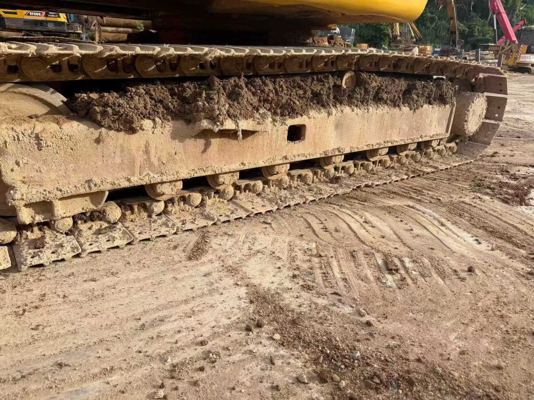 Buy Kato HD512-6 Used Excavator / 7