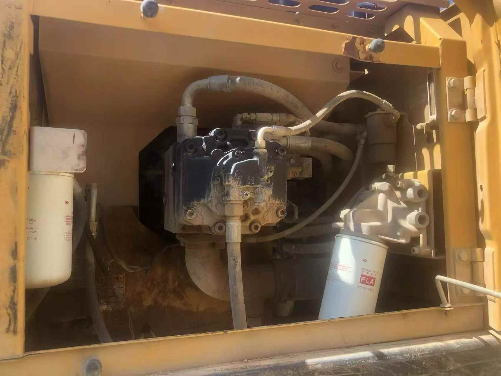 Buy Sany SY205C Used Excavator / 4 Buy Sany SY205C Used Excavator / 4