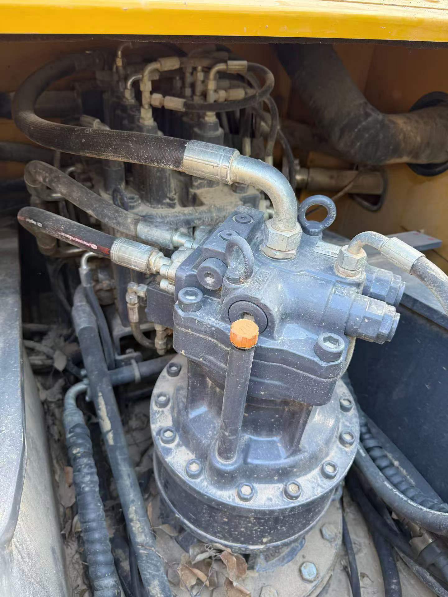 Buy XCMG XE200 Used Excavator / 7 Buy XCMG XE200 Used Excavator / 7
