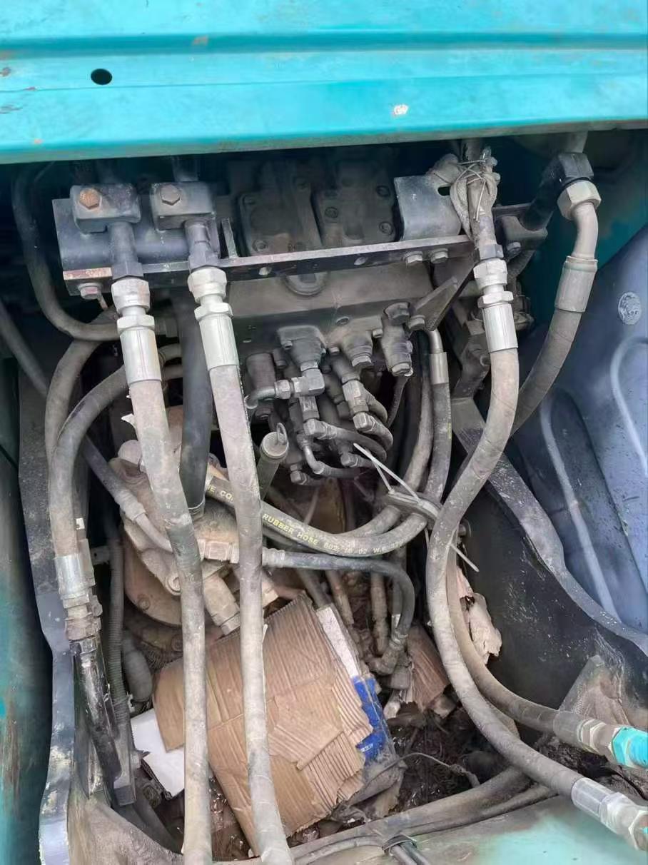 Buy Kobelco SK140 Used Excavator / 4