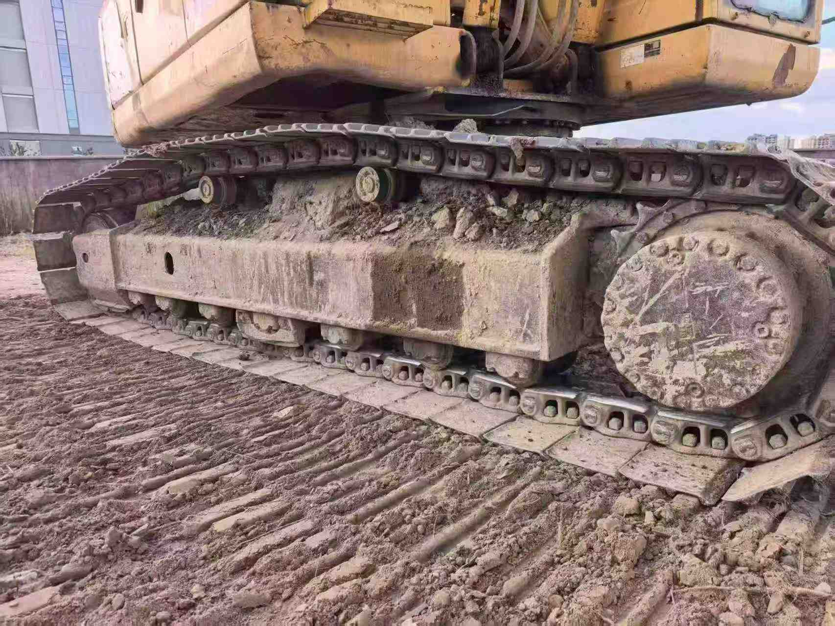 Buy Komatsu PC210-8 Used Excavator / 5 Buy Komatsu PC210-8 Used Excavator / 5