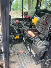 Buy Yanmar Vio50-2 Used Excavator / 4 Buy Yanmar Vio50-2 Used Excavator / 4