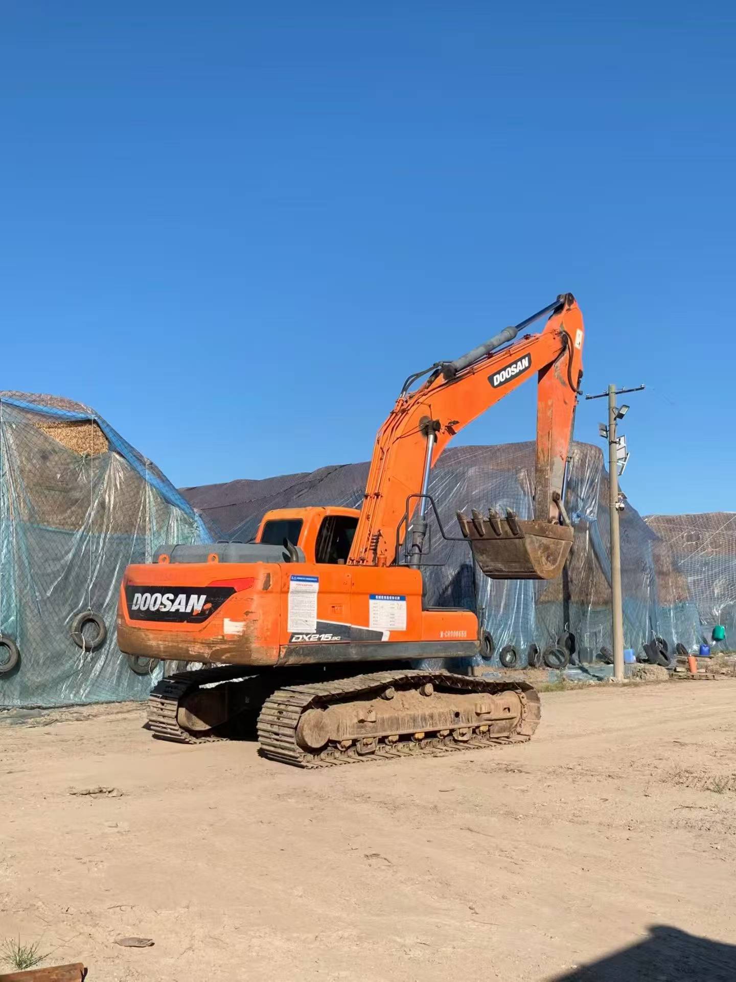 Acheter Doosan DX215-9C D'occasion Pelle Acheter Doosan DX215-9C D'occasion Pelle
