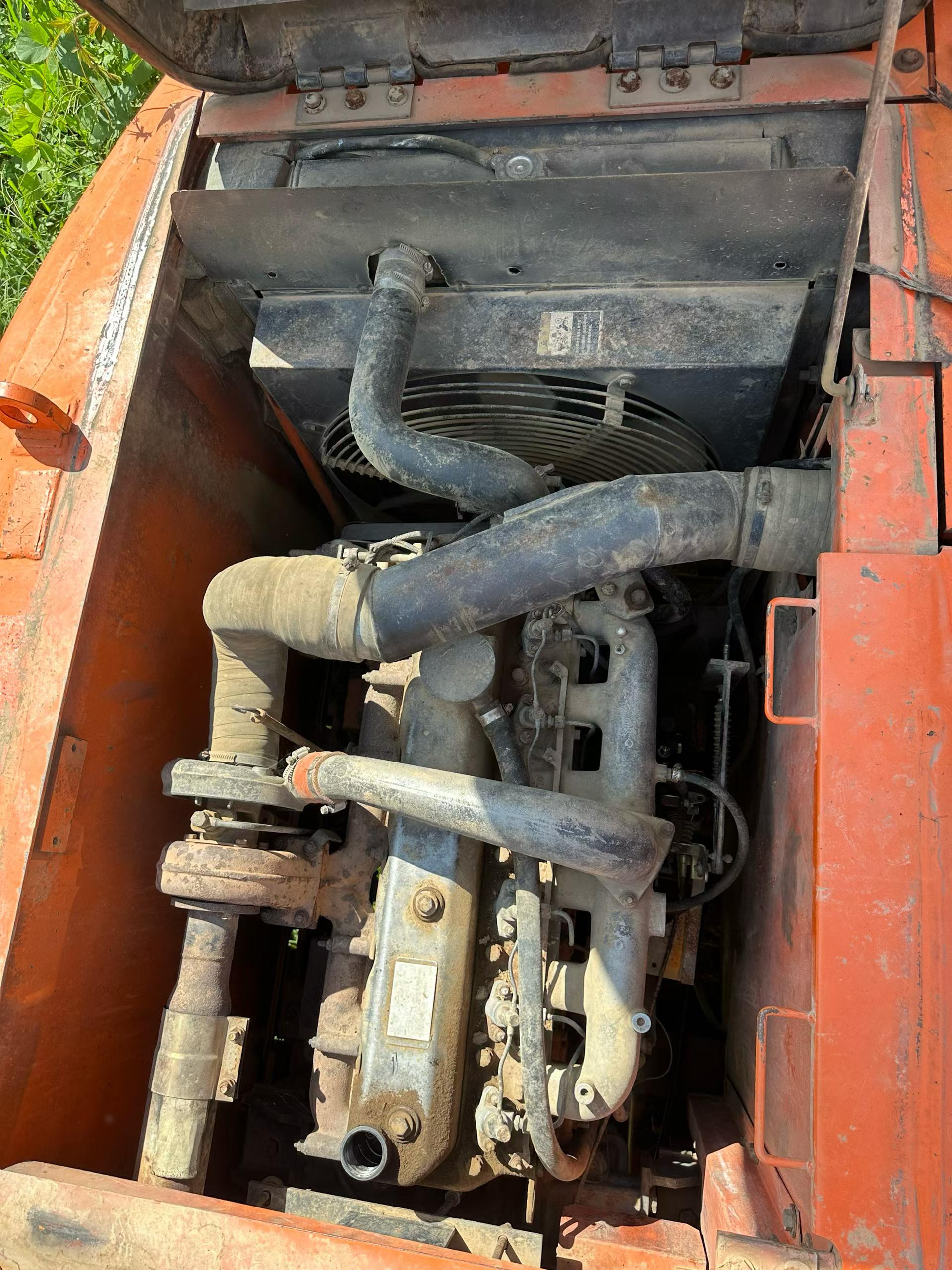 Buy Doosan DH150-7 Used Excavator / 2 Buy Doosan DH150-7 Used Excavator / 2