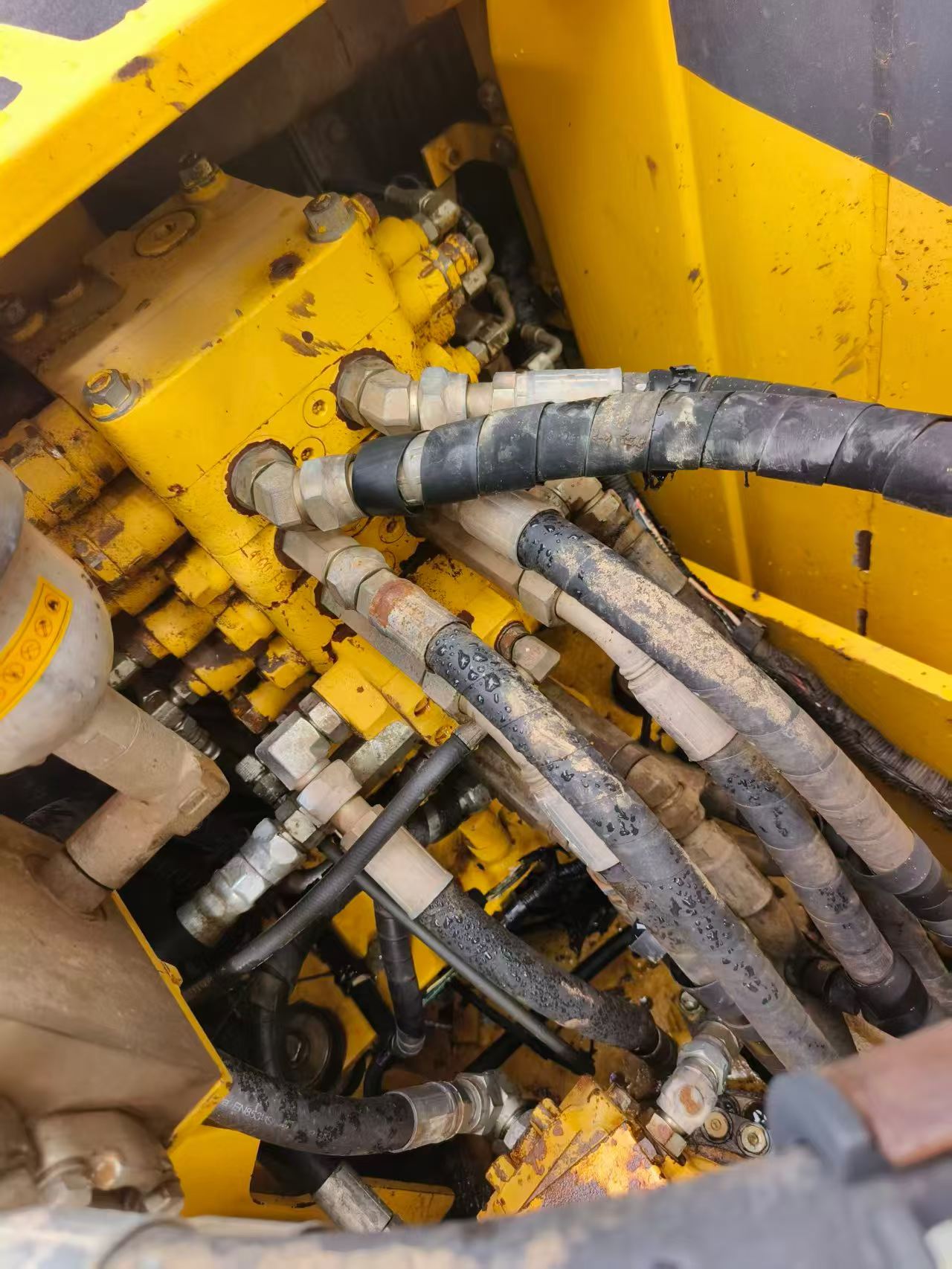Buy Komatsu PC130-8 Used Excavator / 6 Buy Komatsu PC130-8 Used Excavator / 6