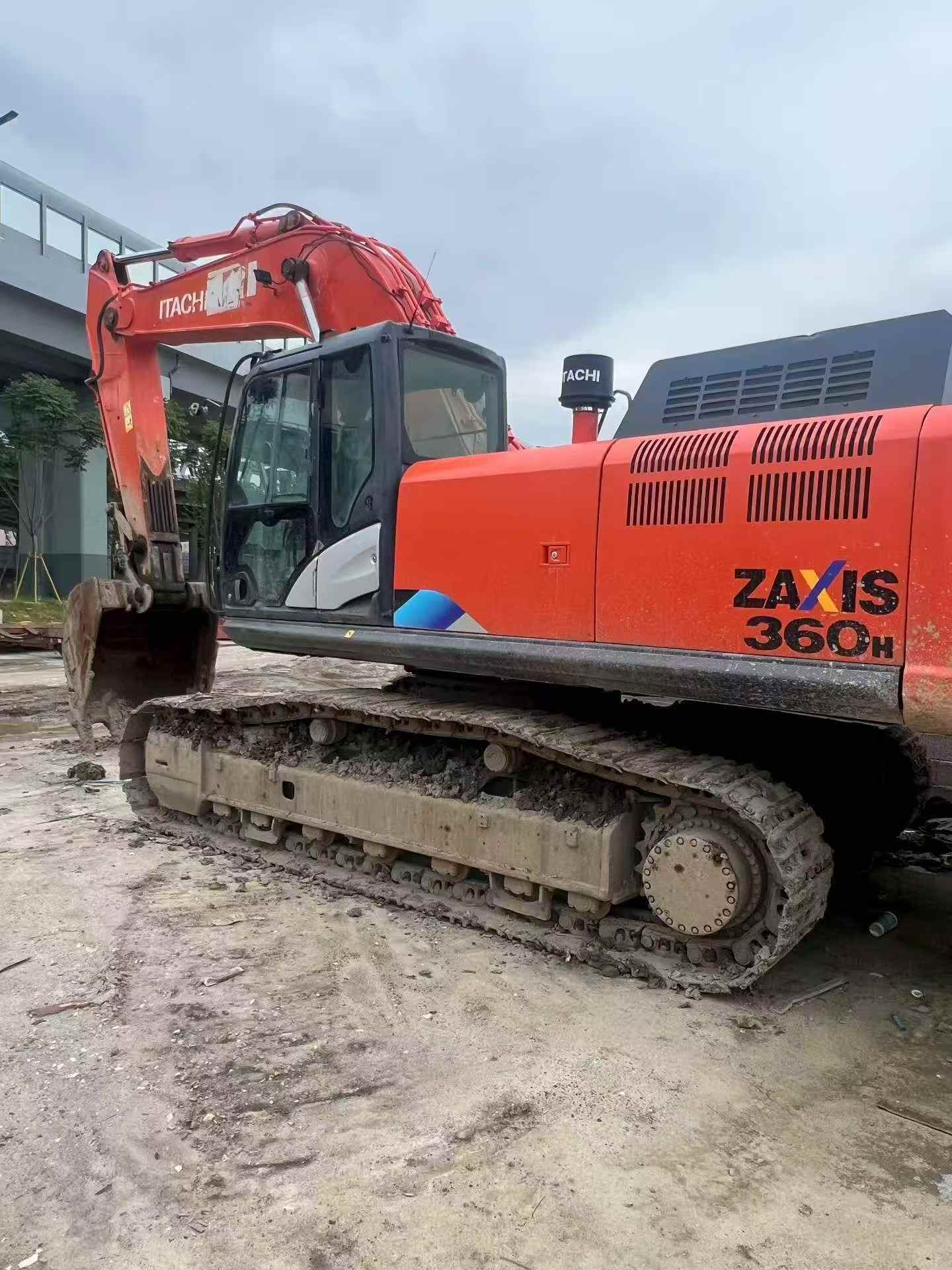 Buy Hitachi EX360-5 Used Excavator / 3 Buy Hitachi EX360-5 Used Excavator / 3