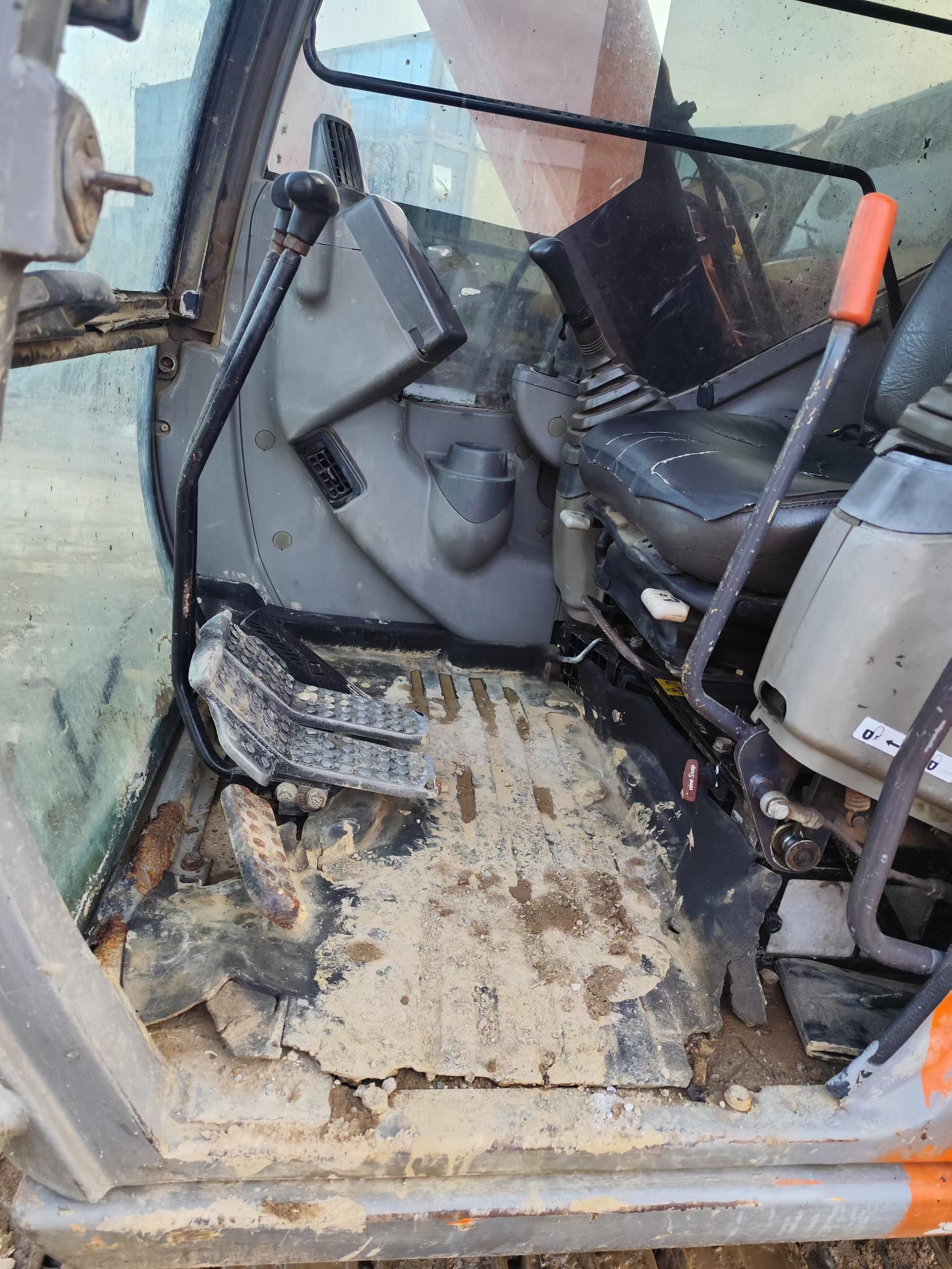 Buy Hitachi EX70 Used Excavator / 8
