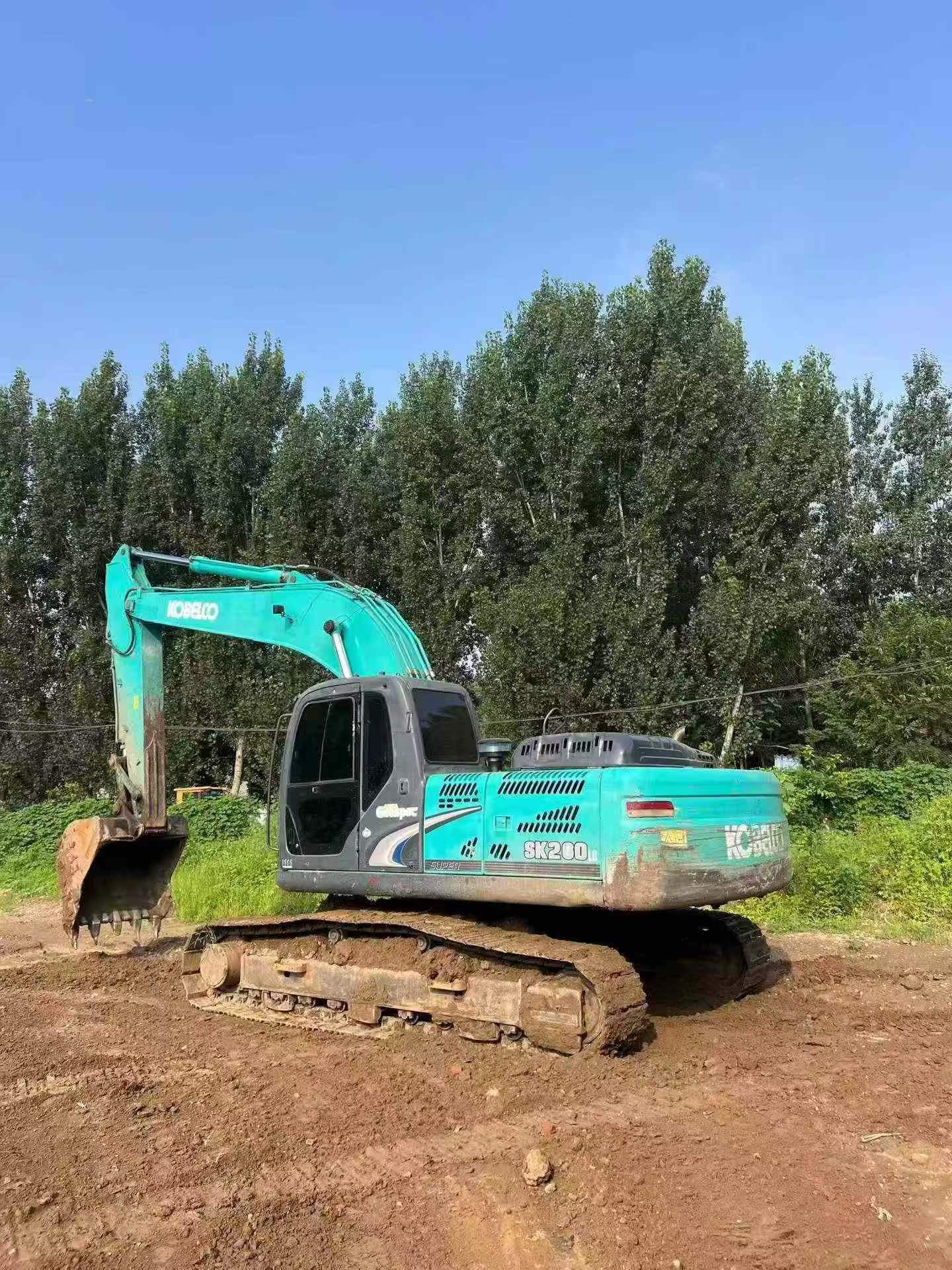 Buy Kobelco SK260 Used Excavator / 1