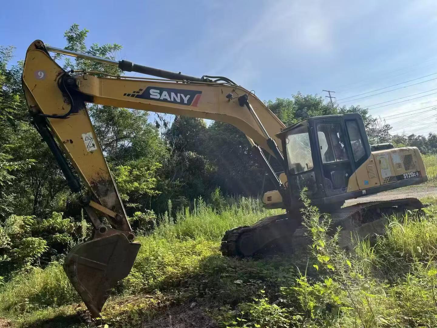 Buy Sany SY215C-8 Used Excavator / 1