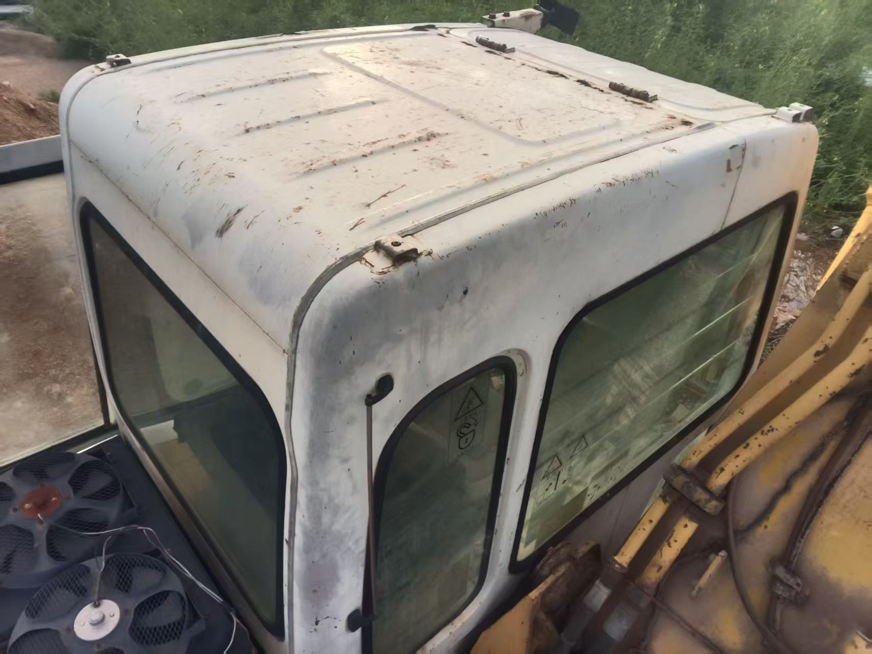 Buy Kato 820-3SP Used Excavator / 5 Buy Kato 820-3SP Used Excavator / 5