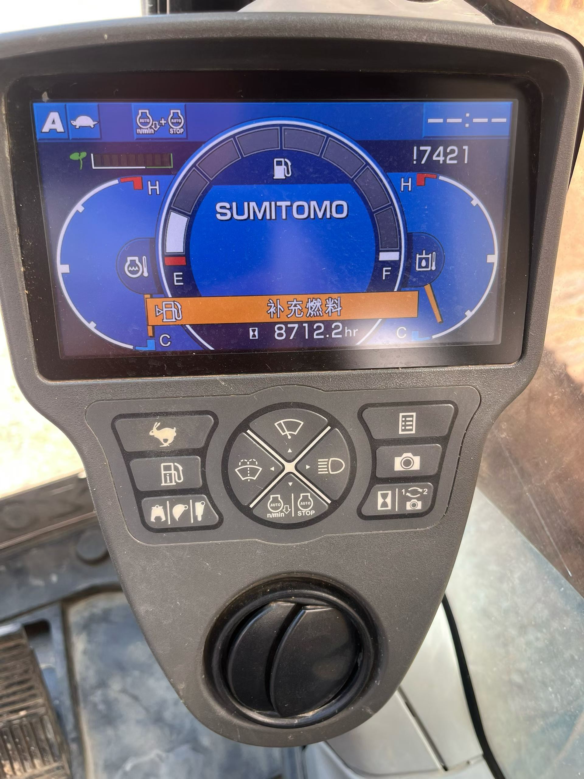 Buy Sumitomo SH210-5 Used Excavator / 2