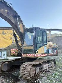 Buy Caterpillar 320A Used Excavator / 5 Buy Caterpillar 320A Used Excavator / 5