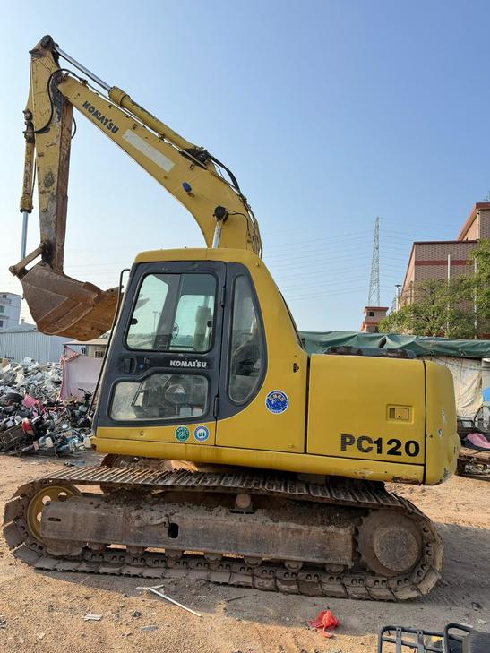 Buy Komatsu PC120-6 Used Excavator / 1