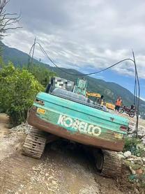 Buy Kobelco SK260 Used Excavator / 3 Buy Kobelco SK260 Used Excavator / 3