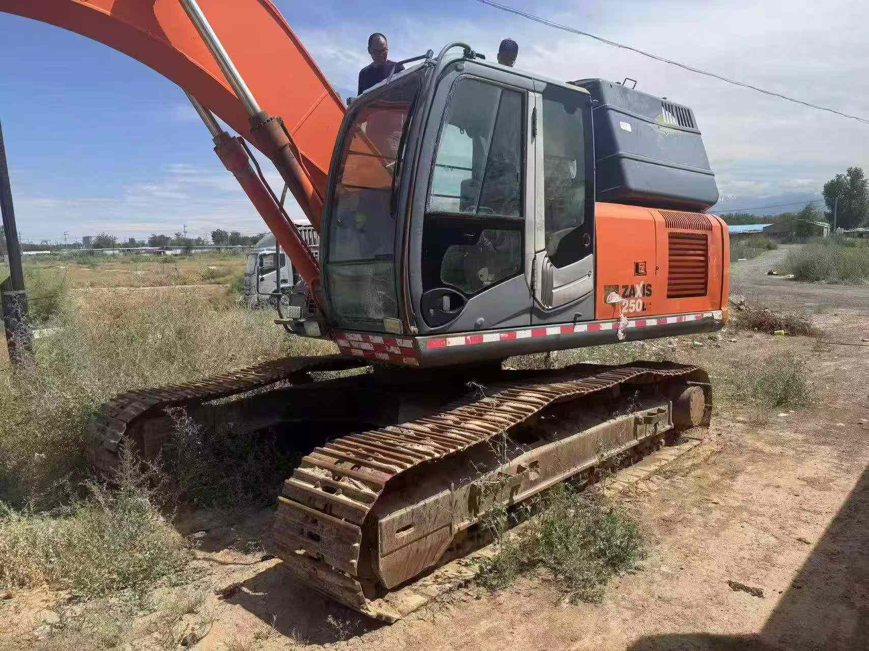 Buy Hitachi ZW250 Used Excavator / 2