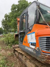 Buy Doosan DH60 Used Excavator / 4 Buy Doosan DH60 Used Excavator / 4