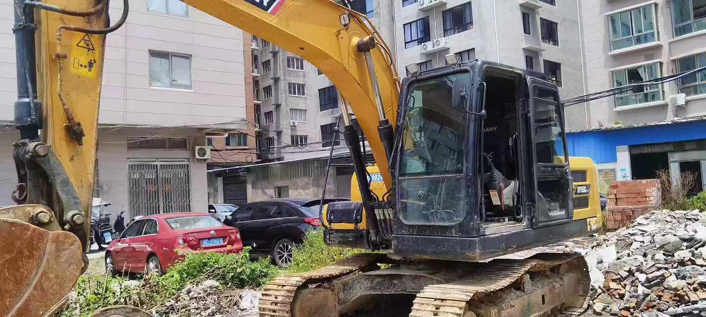 Compre Excavadora Sany SY125C Usada / 2 Compre Excavadora Sany SY125C Usada / 2