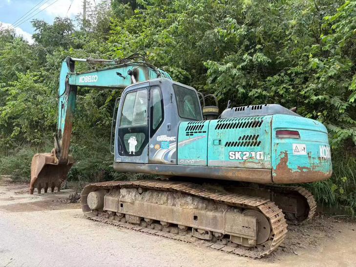 Buy Kobelco SK210 Used Excavator / 1