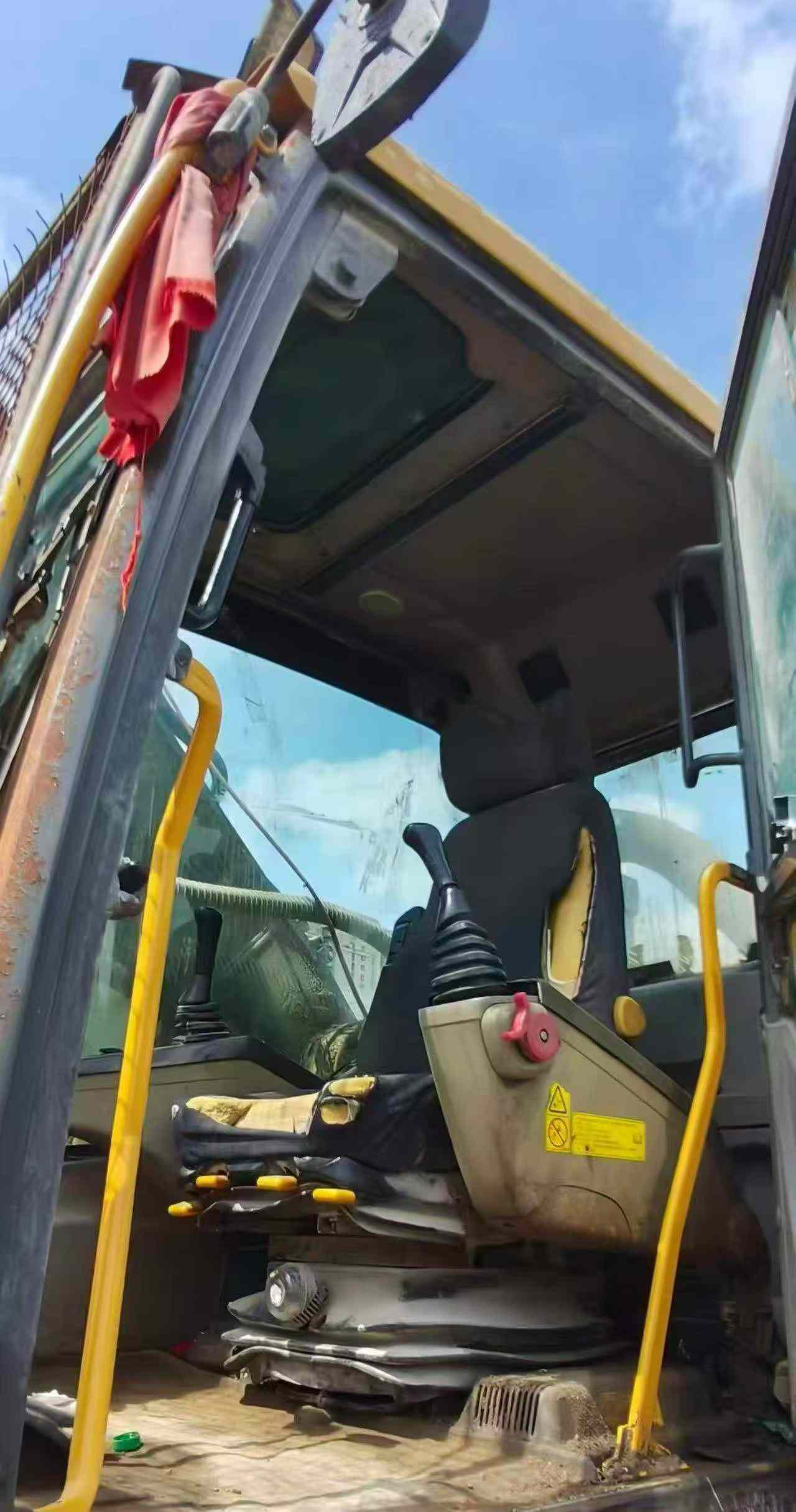 Buy Volvo EC380DL Used Excavator / 8