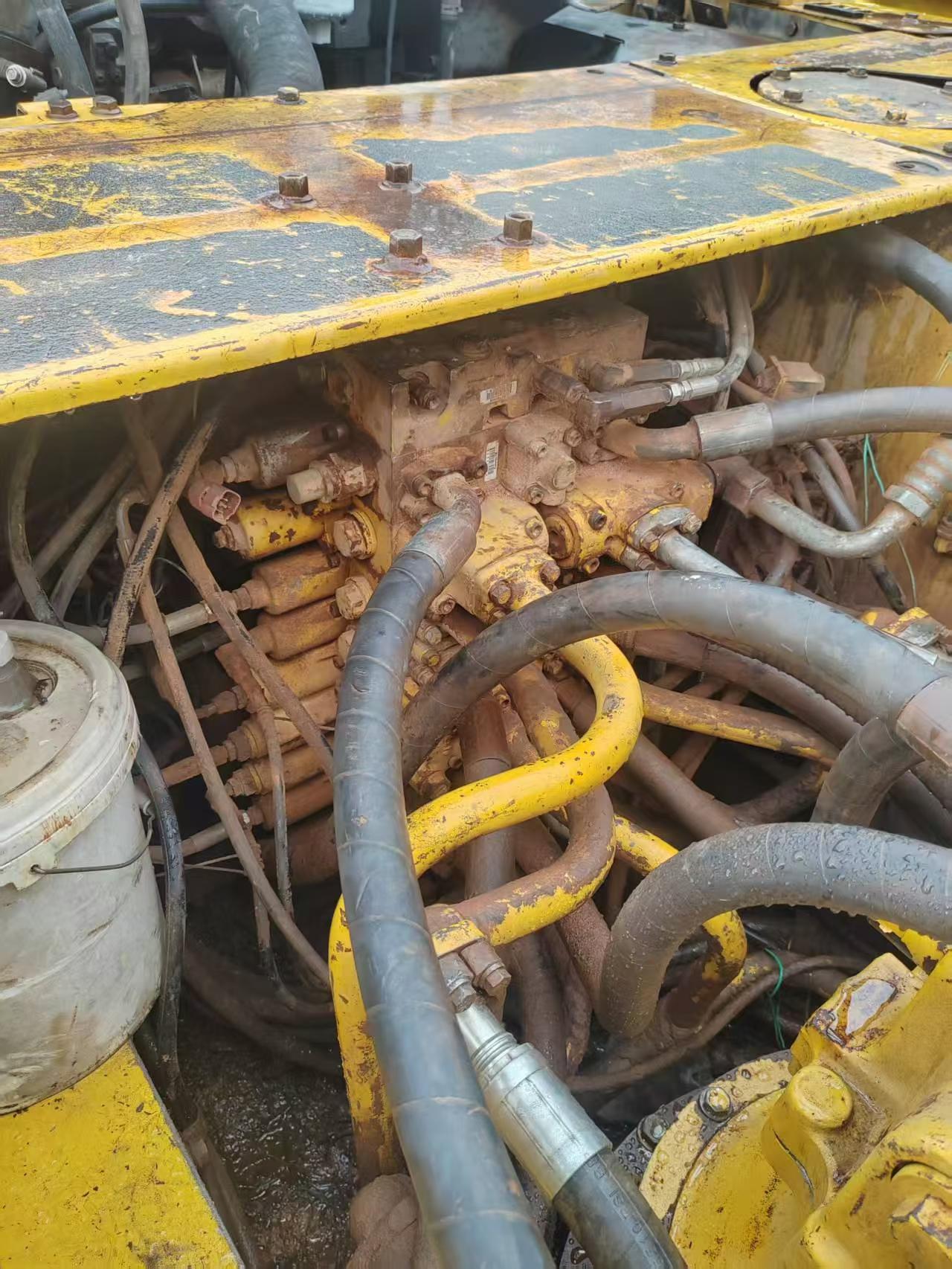 Buy Komatsu PC360-7 Used Excavator / 4 Buy Komatsu PC360-7 Used Excavator / 4