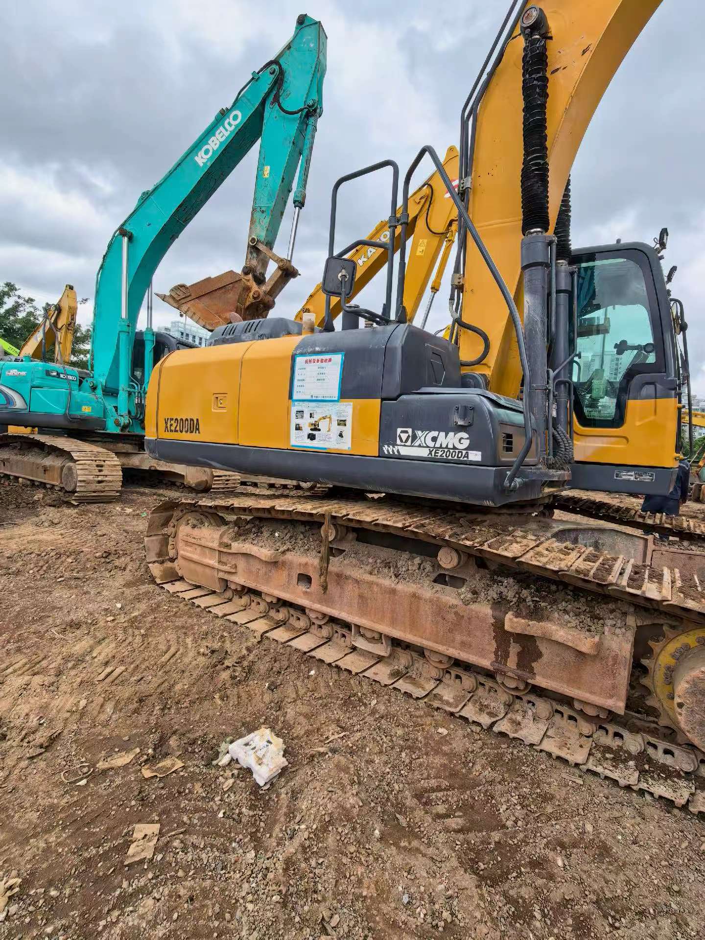 Buy XCMG XE200 Used Excavator / 2 Buy XCMG XE200 Used Excavator / 2
