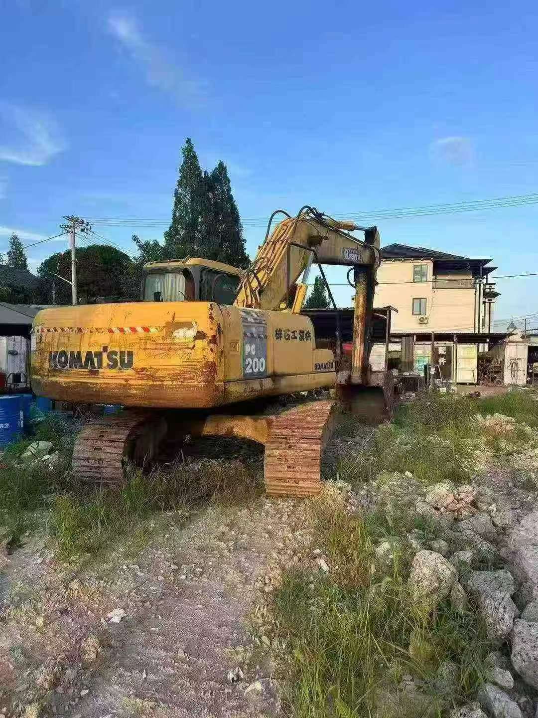 Buy Komatsu PC200-7 Used Excavator / 1