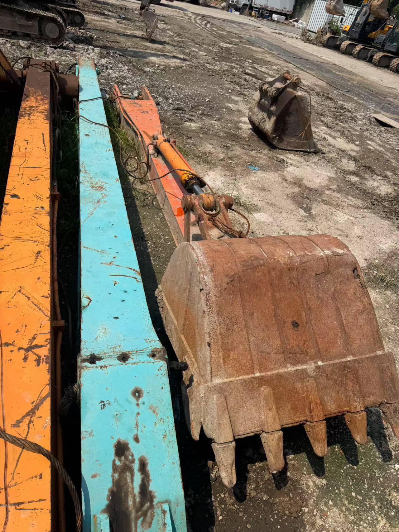 Buy Hitachi EX350 Used Excavator / 5 Buy Hitachi EX350 Used Excavator / 5