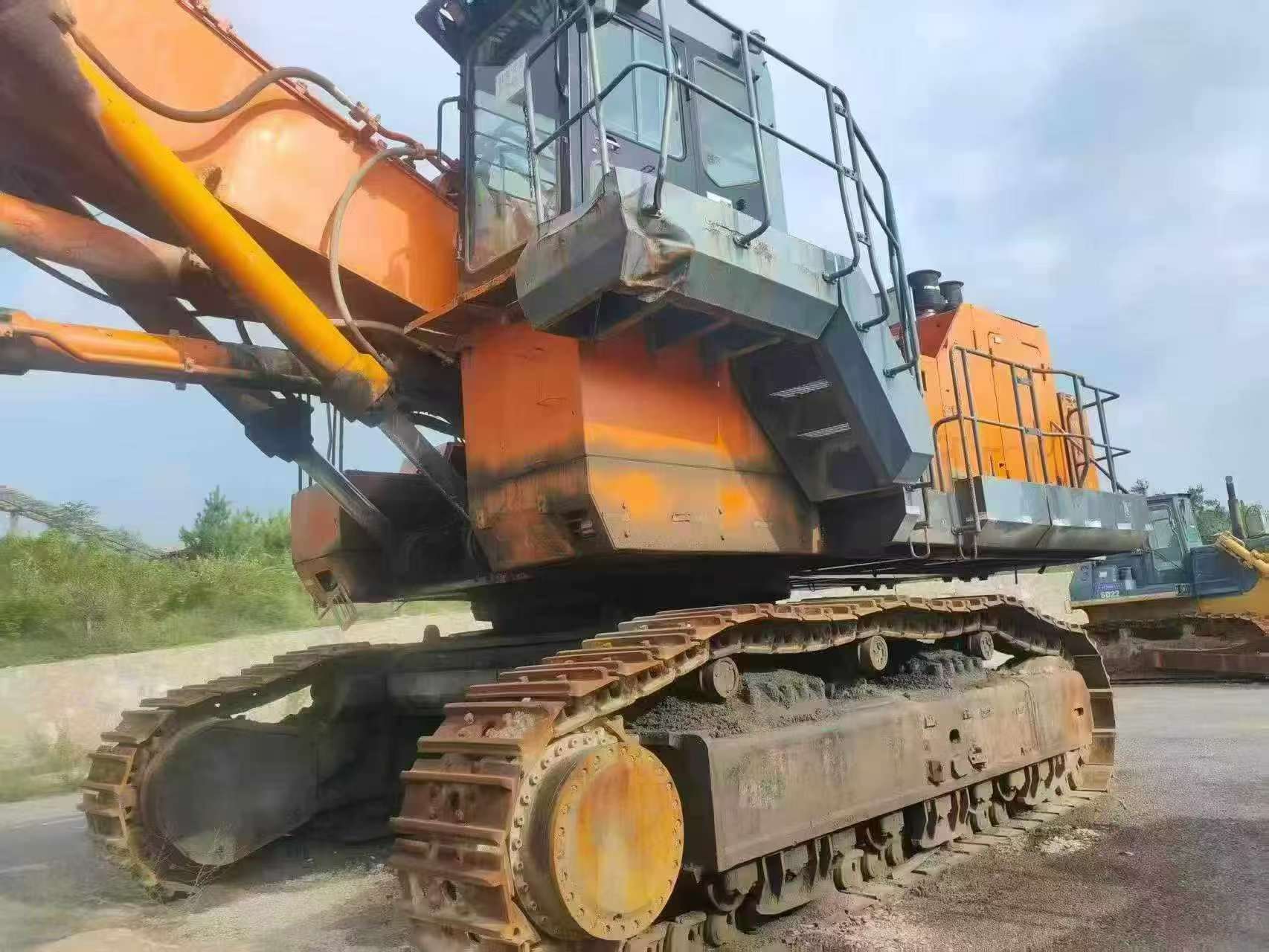 Buy Komatsu PC1250 Used Excavator / 1