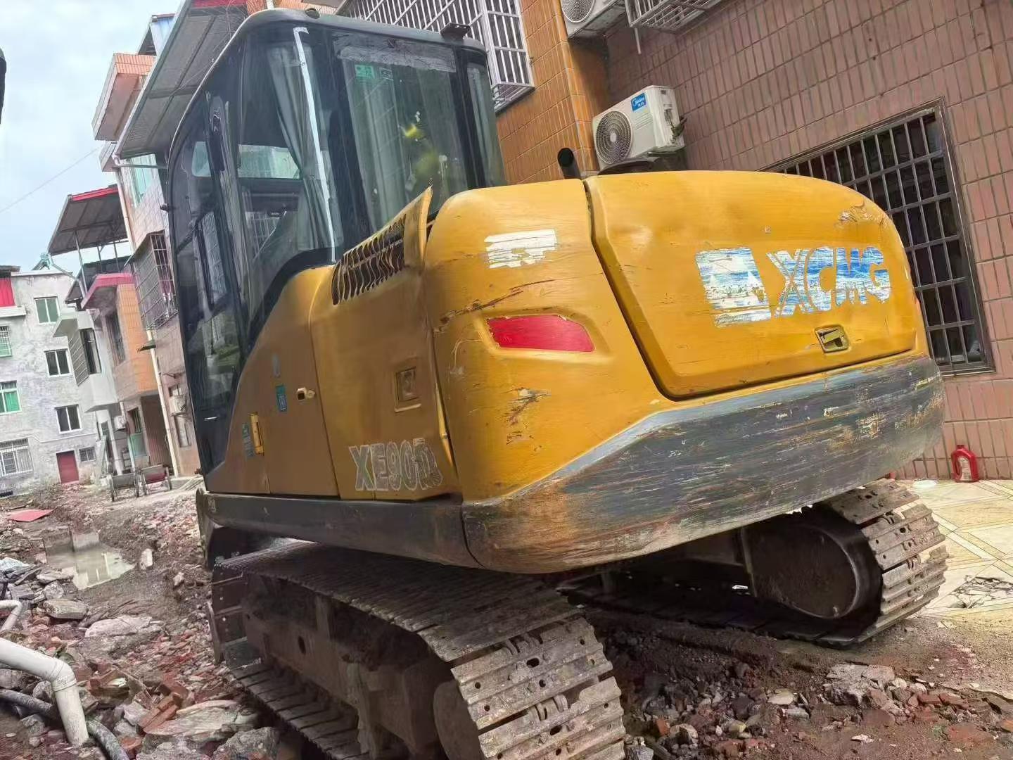Buy XCMG XE75C Used Excavator / 4 Buy XCMG XE75C Used Excavator / 4