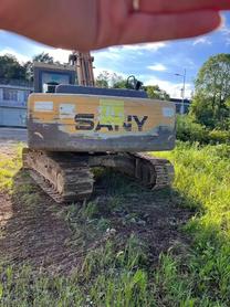 Buy Sany SY205C-8 Used Excavator / 2 Buy Sany SY205C-8 Used Excavator / 2