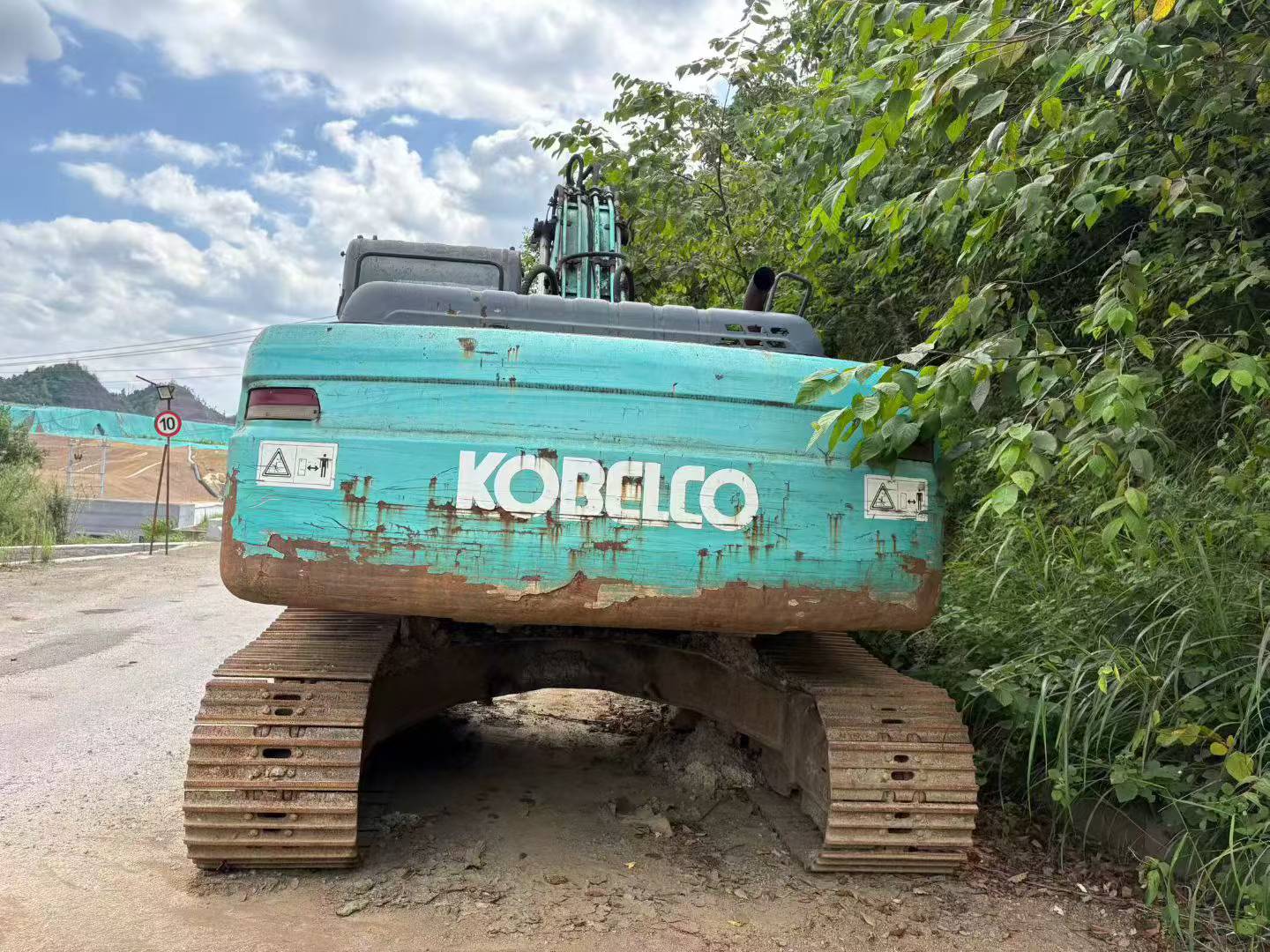 Buy Kobelco SK210 Used Excavator / 2 Buy Kobelco SK210 Used Excavator / 2