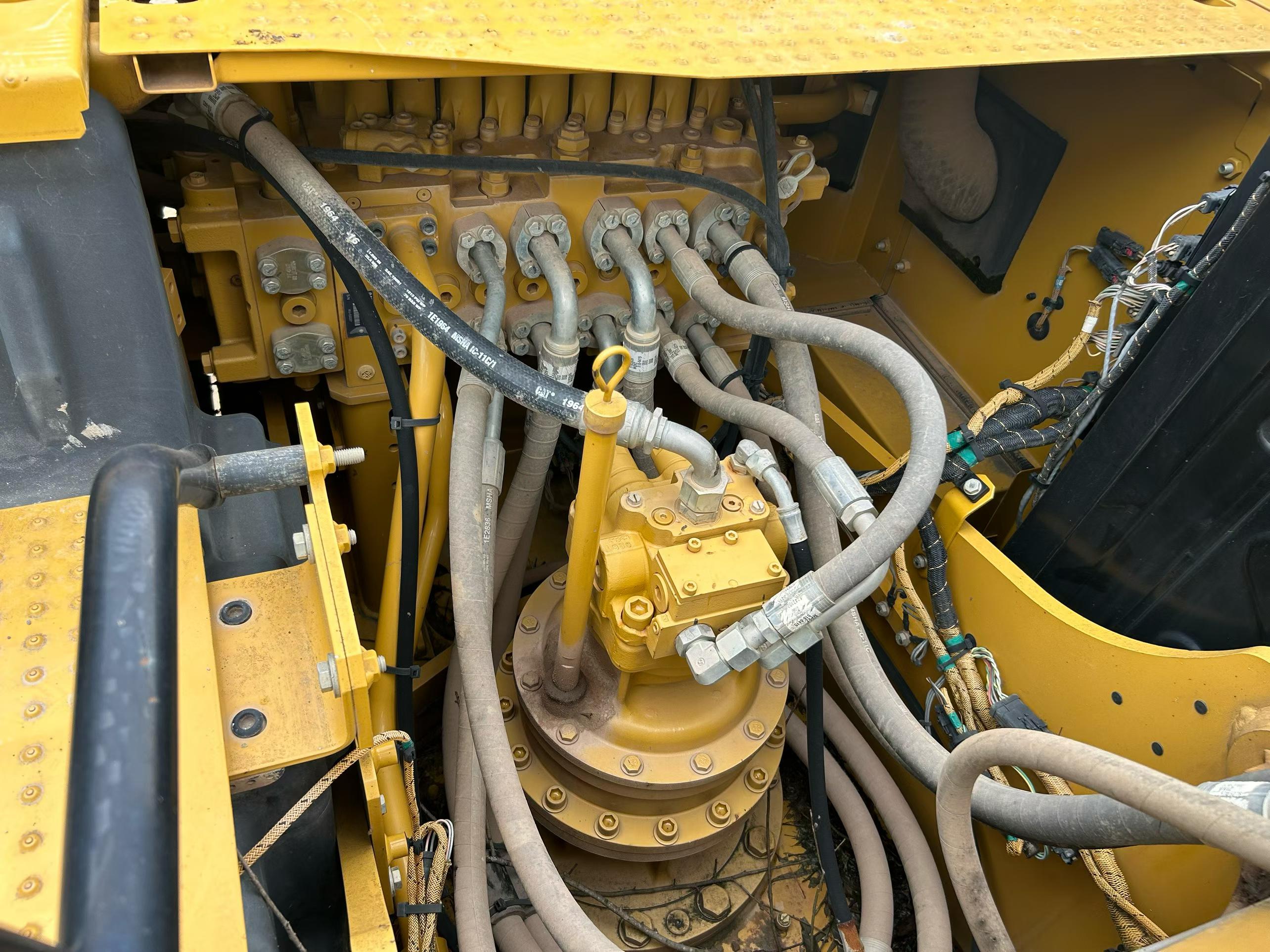 Buy Caterpillar 320GC Used Excavator / 3 Buy Caterpillar 320GC Used Excavator / 3