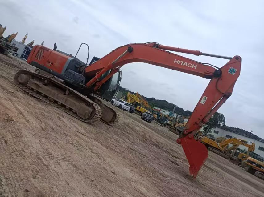 Buy Hitachi EX270 Used Excavator / 3