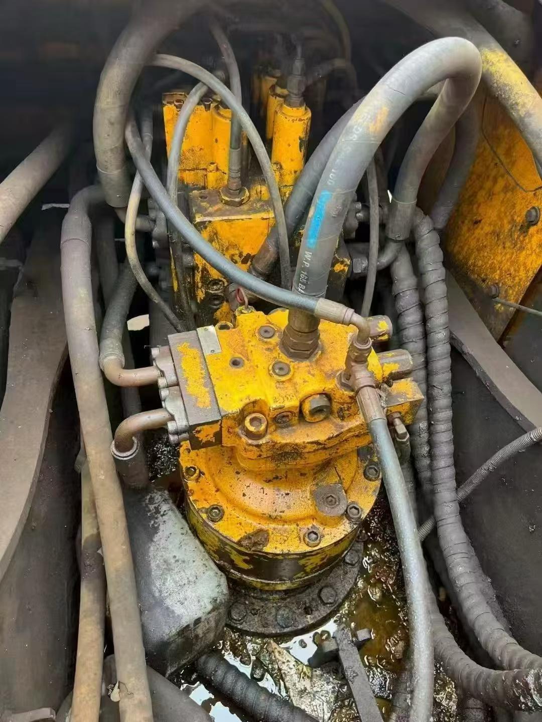 Buy Hyundai R215-7 Used Excavator / 1
