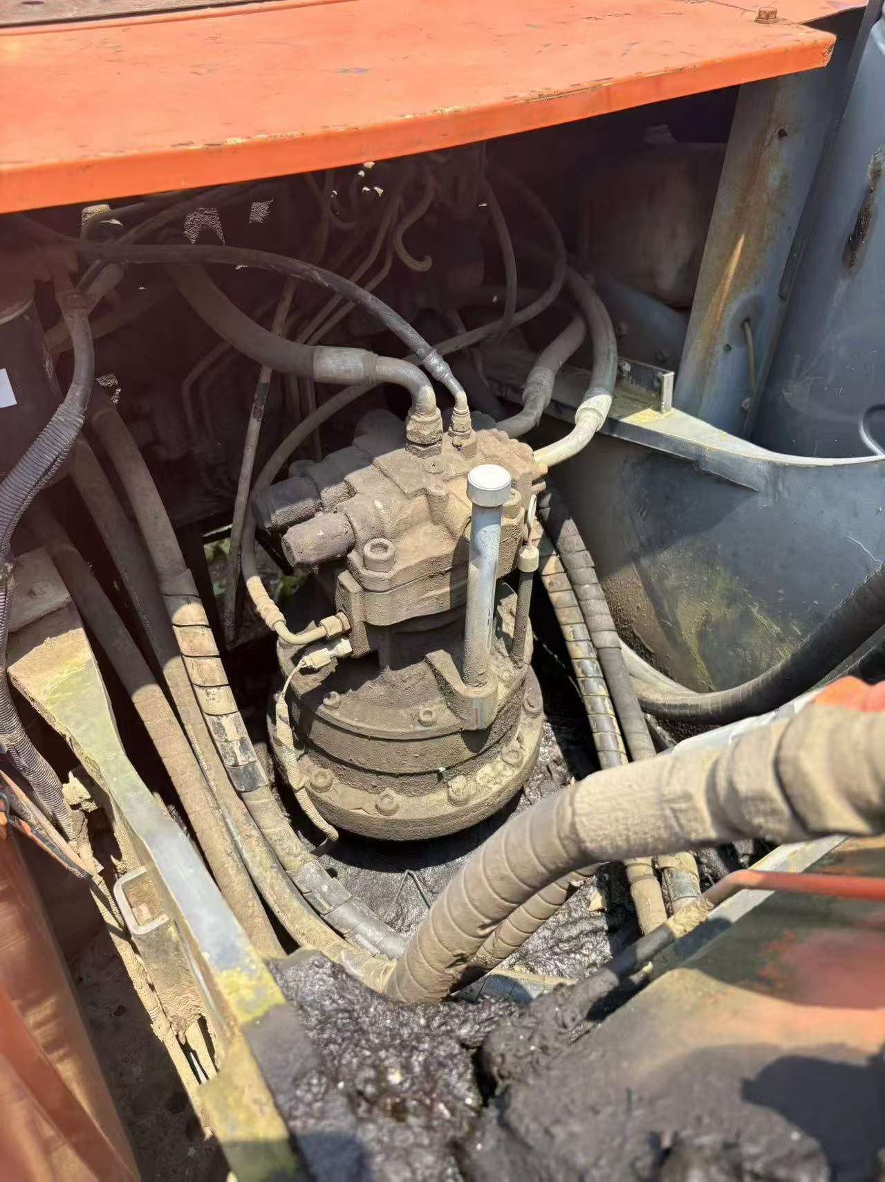 Buy Hitachi EX200-3 Used Excavator / 3 Buy Hitachi EX200-3 Used Excavator / 3