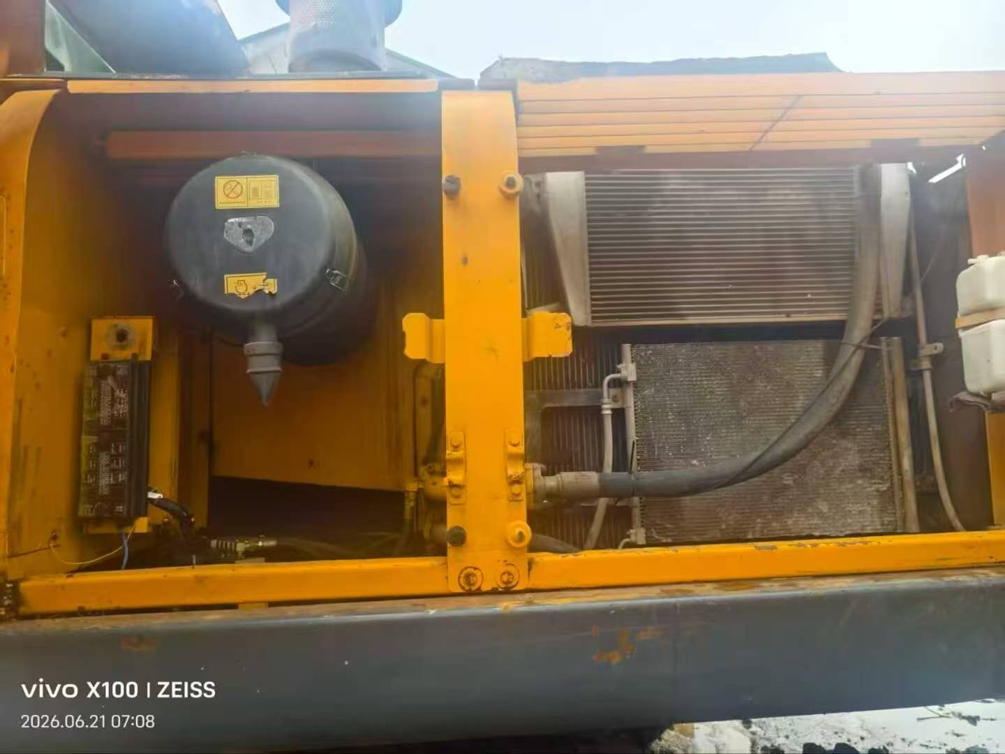 Buy Hyundai R305LVS Used Excavator / 7 Buy Hyundai R305LVS Used Excavator / 7
