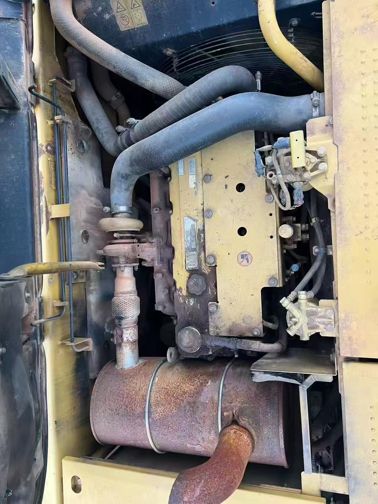 Buy Caterpillar 320D Used Excavator / 2 Buy Caterpillar 320D Used Excavator / 2