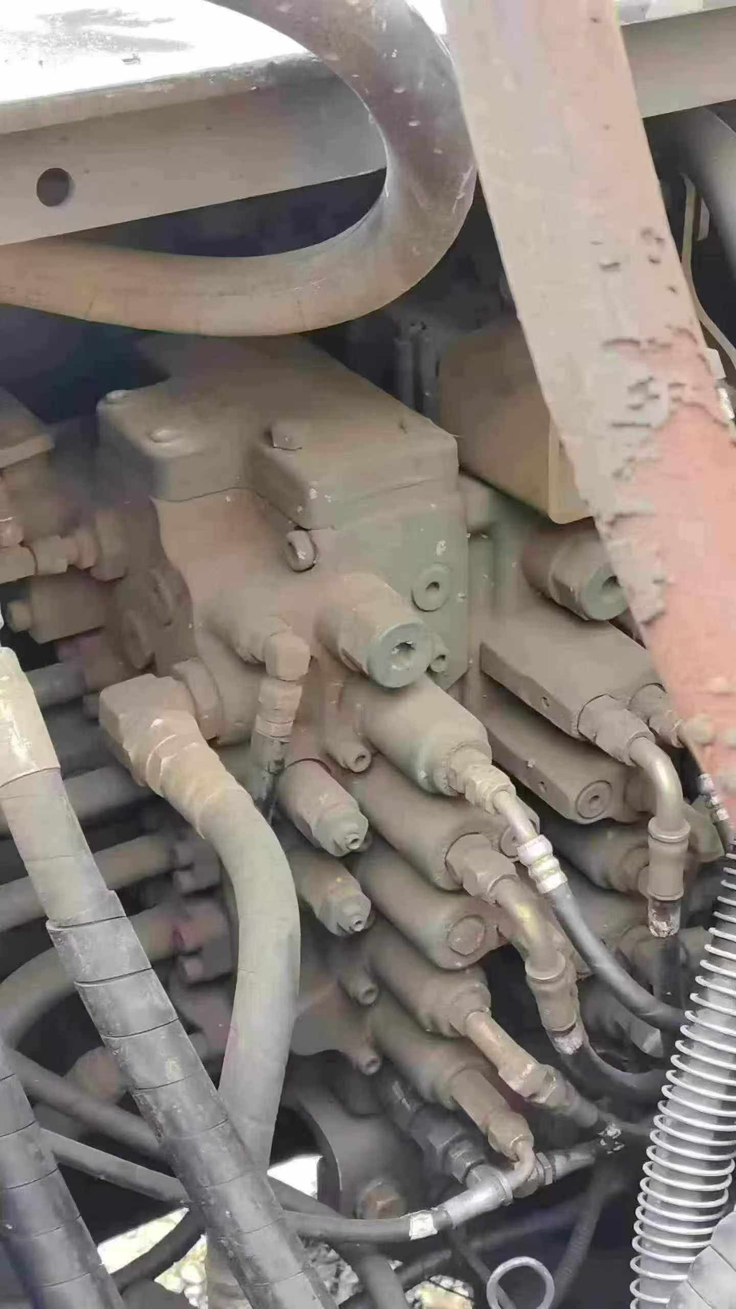 Buy Sumitomo SH130-5 Used Excavator / 6 Buy Sumitomo SH130-5 Used Excavator / 6