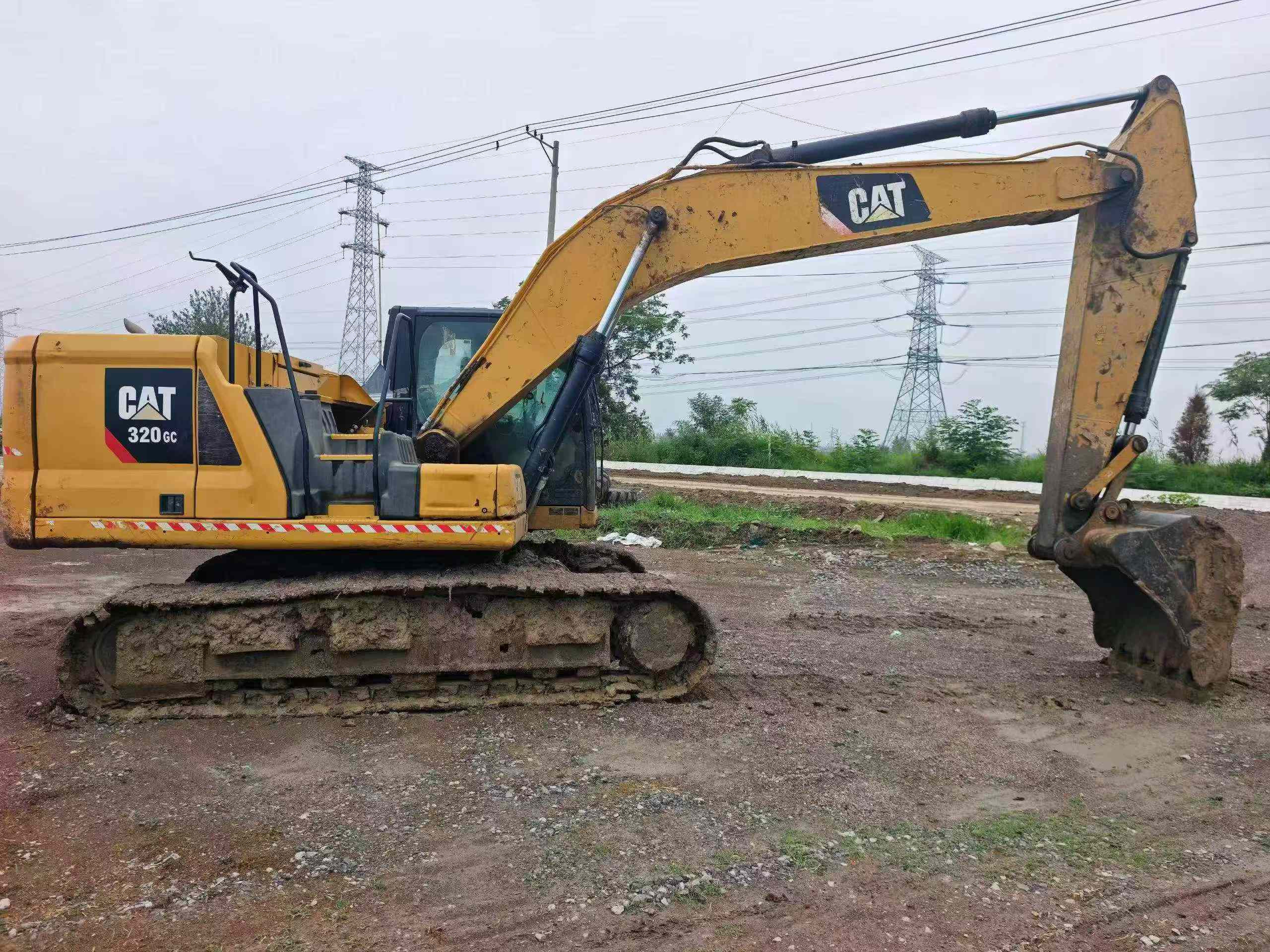 Buy Caterpillar 320GC Used Excavator / 4 Buy Caterpillar 320GC Used Excavator / 4