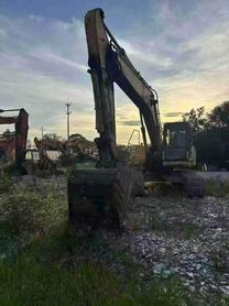Buy Komatsu PC200-7 Used Excavator / 4 Buy Komatsu PC200-7 Used Excavator / 4