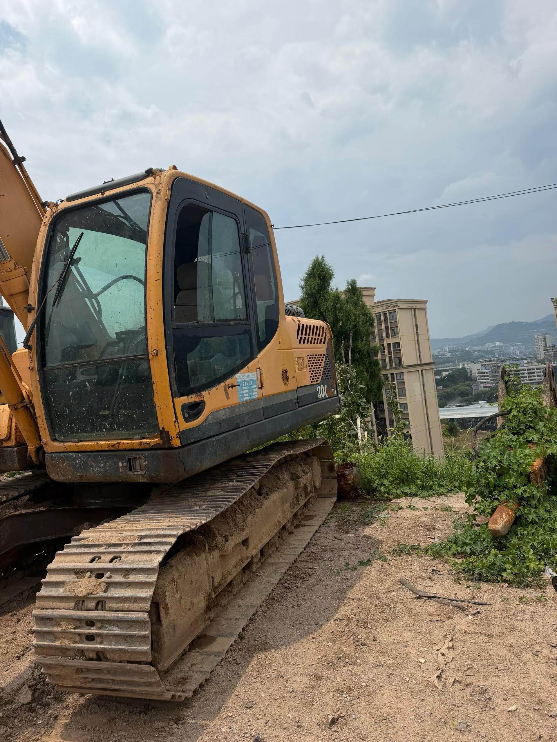 Buy Hyundai R150-7 Used Excavator / 7 Buy Hyundai R150-7 Used Excavator / 7