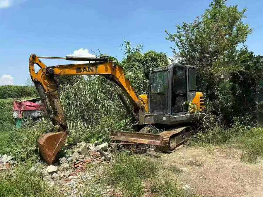 Buy Sany SY55 Used Excavator / 2 Buy Sany SY55 Used Excavator / 2
