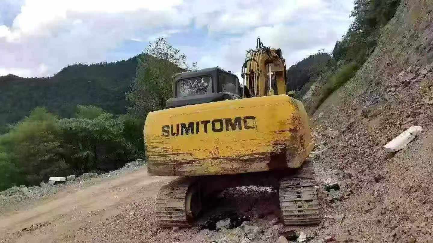 Buy Sumitomo SH130-5 Used Excavator / 2 Buy Sumitomo SH130-5 Used Excavator / 2