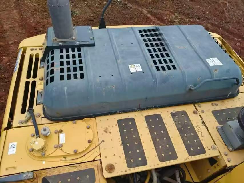 Buy Komatsu PC200-8 Used Excavator / 1