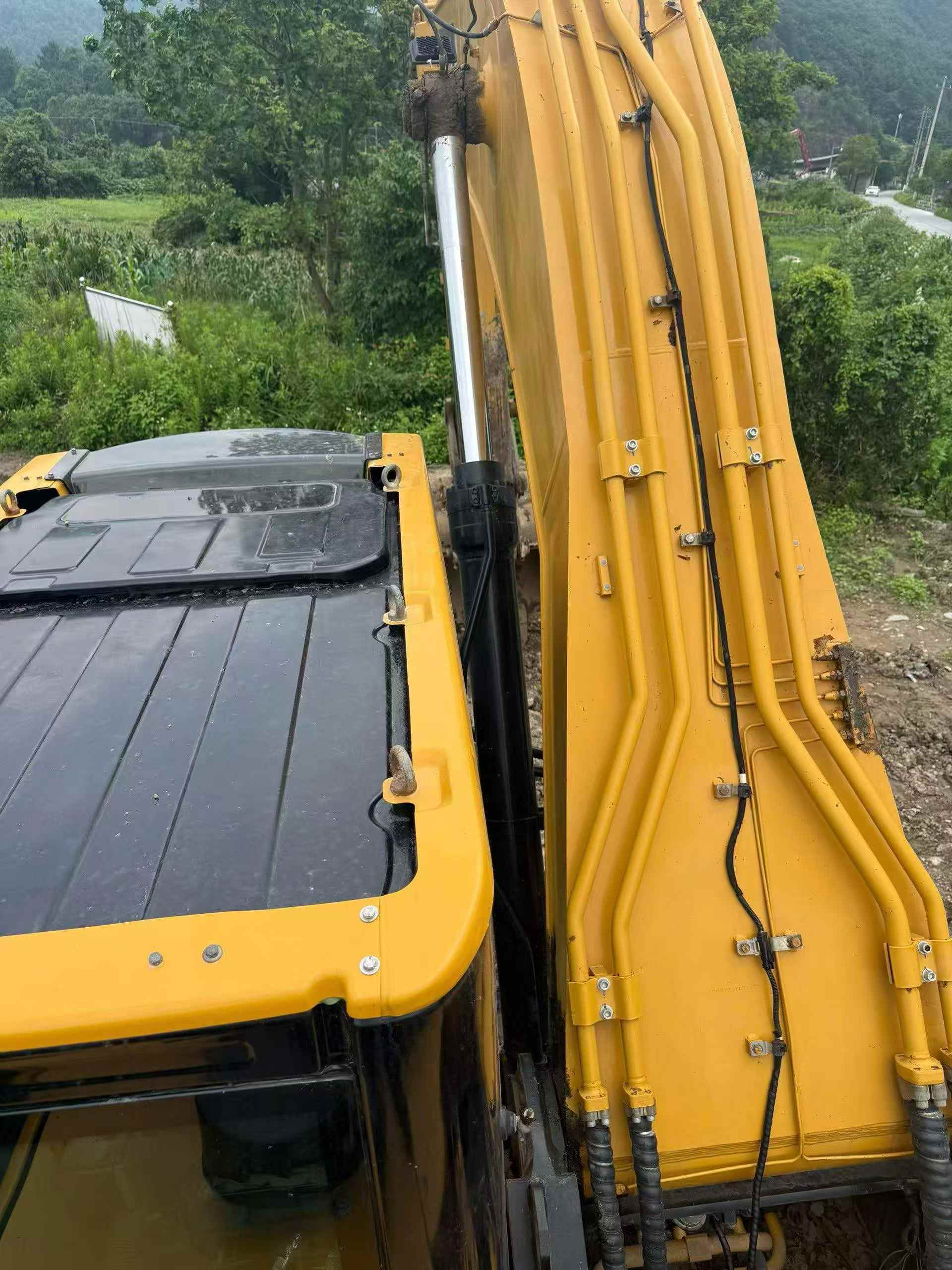 Buy Sany SY305C Used Excavator / 3 Buy Sany SY305C Used Excavator / 3